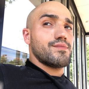 Meet your Posher, Pierre